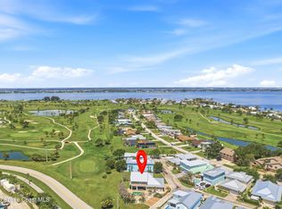 14 Cottage Ct, Cocoa Beach, FL 32931