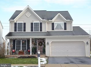 284 Cambridge Ln, Lititz, PA 17543