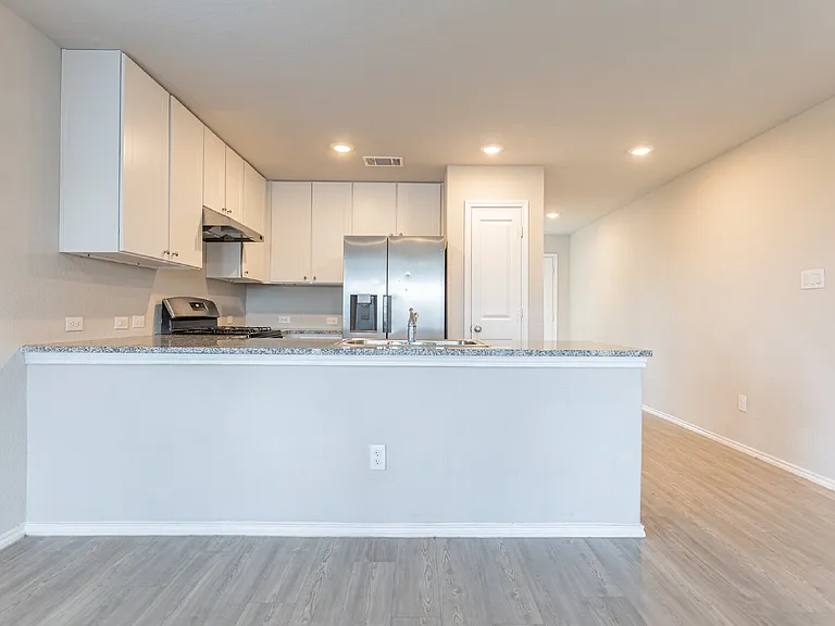 2766 Rosefinch — Photo 8