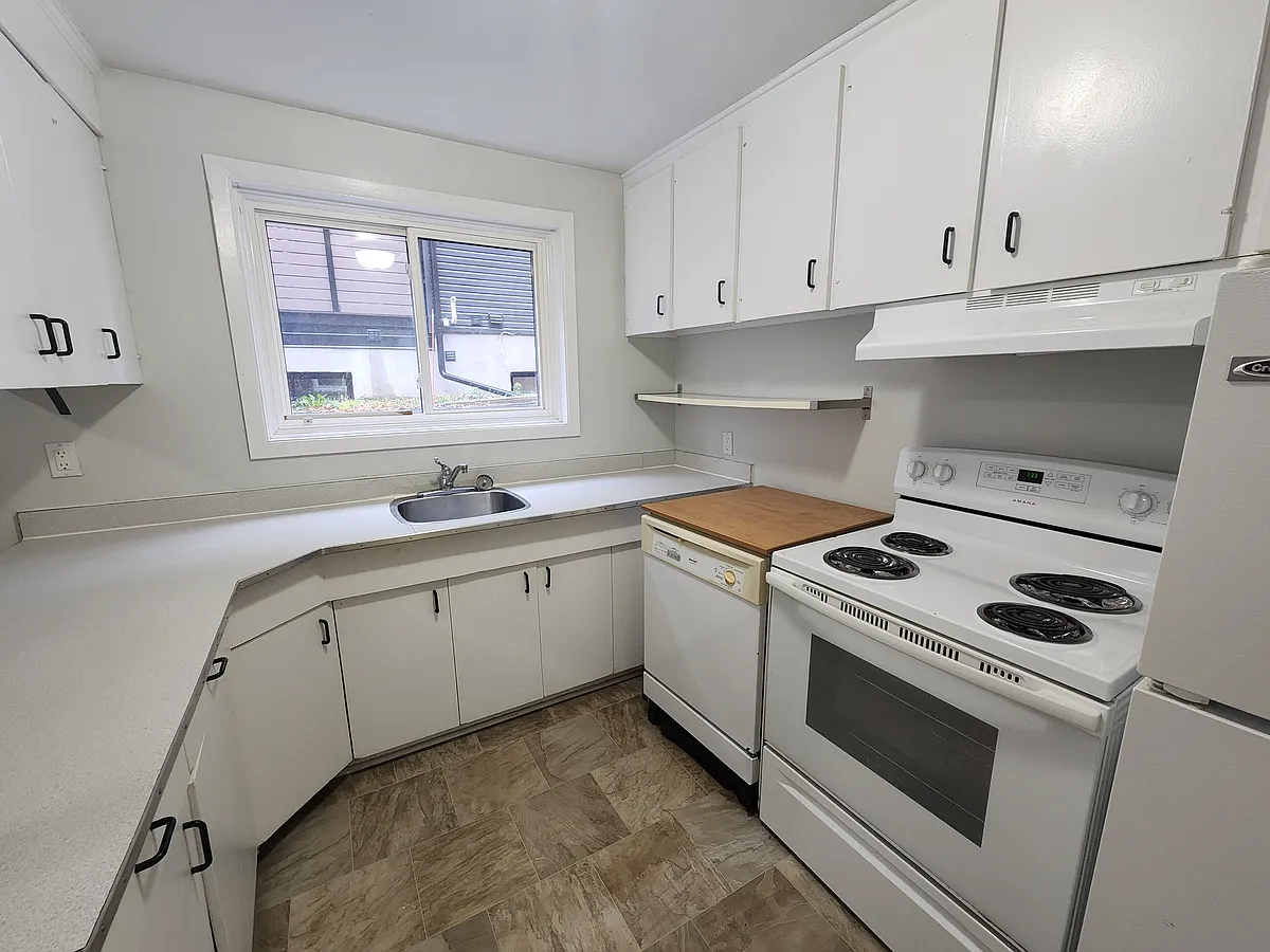 Building Photo - 213 Glynn Ave #2