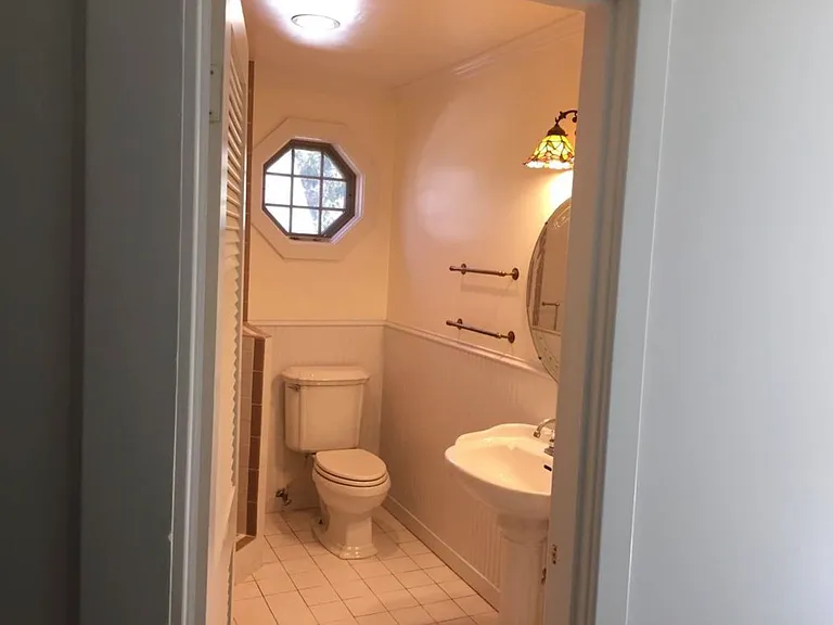119 N Fillmore St — Photo 16