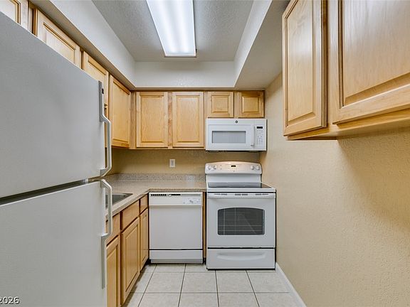 4th image of 100 S Crestline Dr APT 55