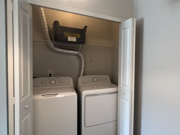2nd image of 425 Lazelle Rd APT 303