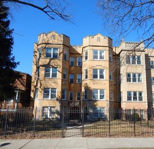 2640 W Logan Blvd APT 201, Chicago, IL, 60647