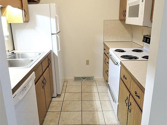 5th image of 1317 Lincoln Heights Ave APT 4