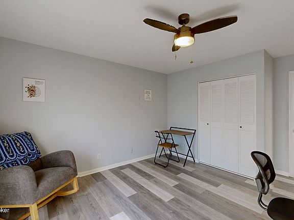 4th image of 1 Dupont Way APT 6