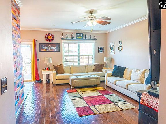 4th image of 319 Fairford Rd