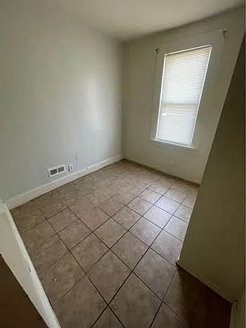 4 bed, 1416 sqft, $1,800 — Photo 4