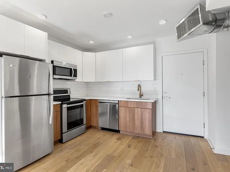 1416 Frankford Ave #408 — Photo 5