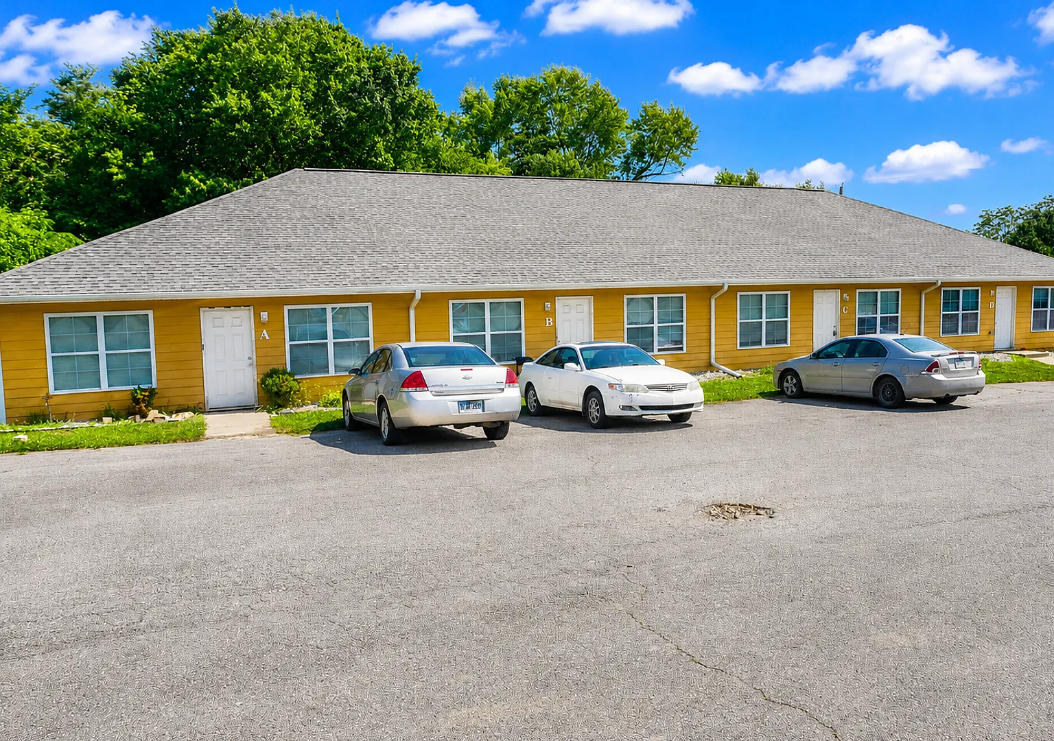 525 Pool Street — Photo 1