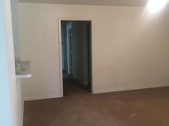 3rd image of 3604 Glenna Ct