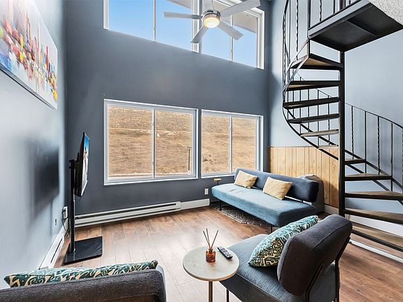 4th image of 860 Copper Rd #105