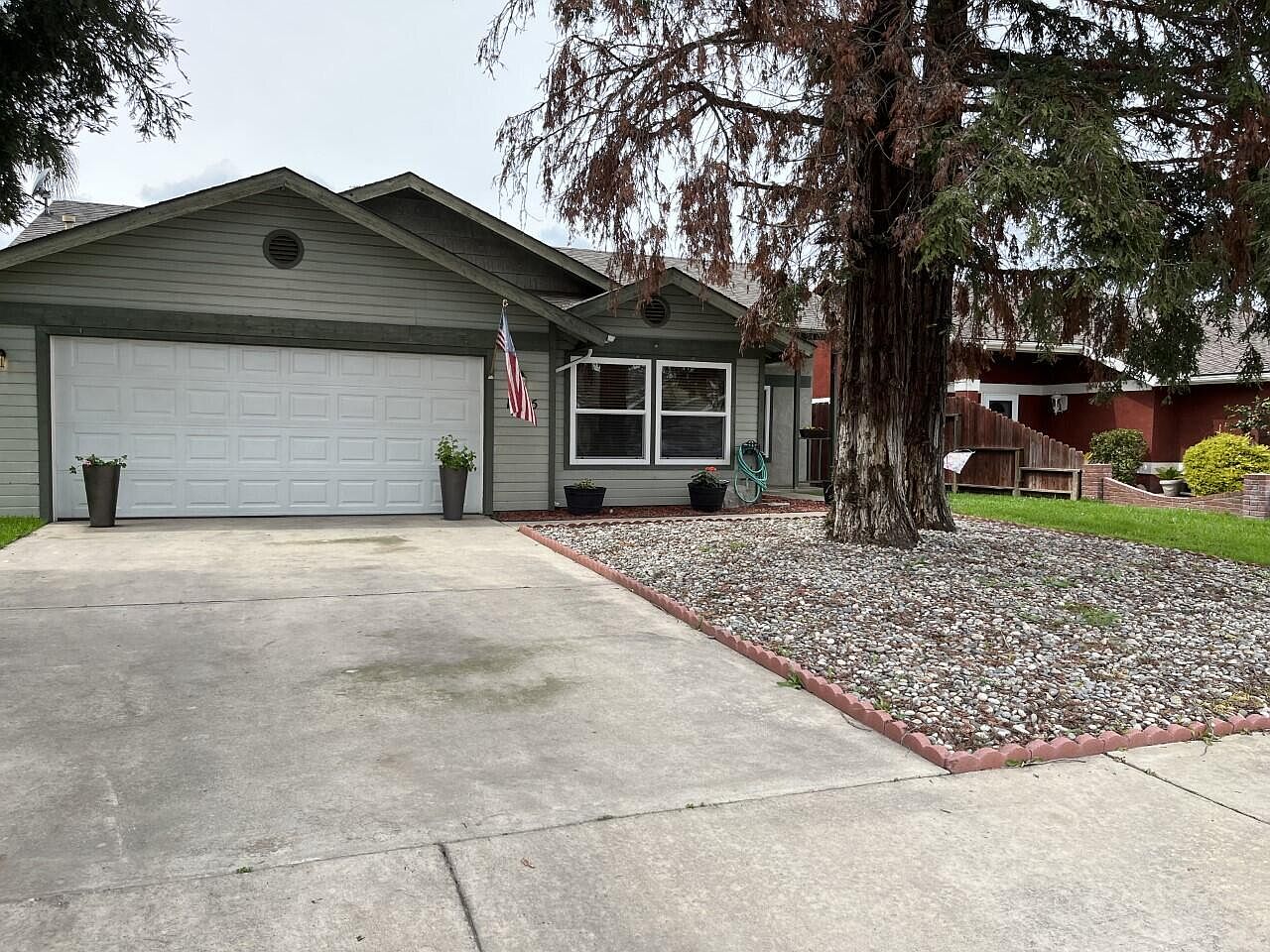1035 S Regina Street, Visalia, CA 93292 Zillow