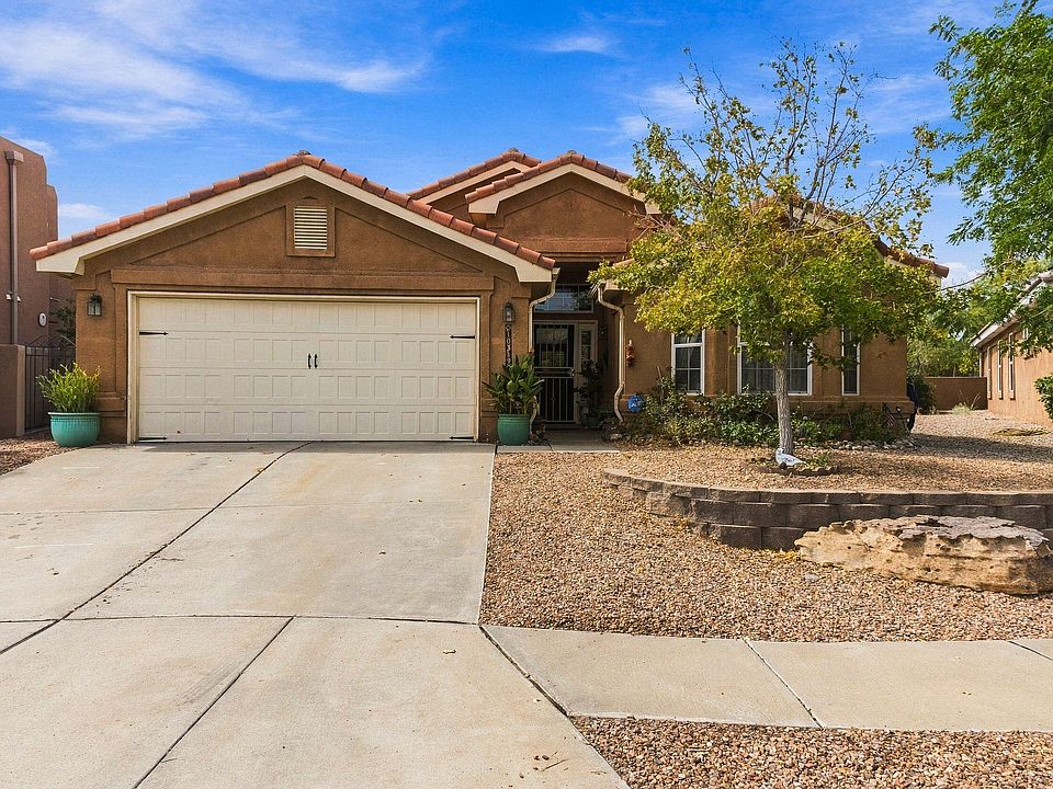 1st image of 10319 Arroyo Crest Dr NW