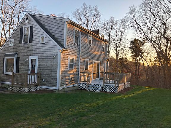 3rd image of 6 Wayside Ln