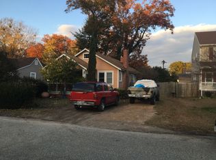 324 Locust Ave, Hampton, VA 23661