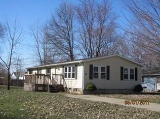 27 Anglers Ln, Lagrange, OH 44050