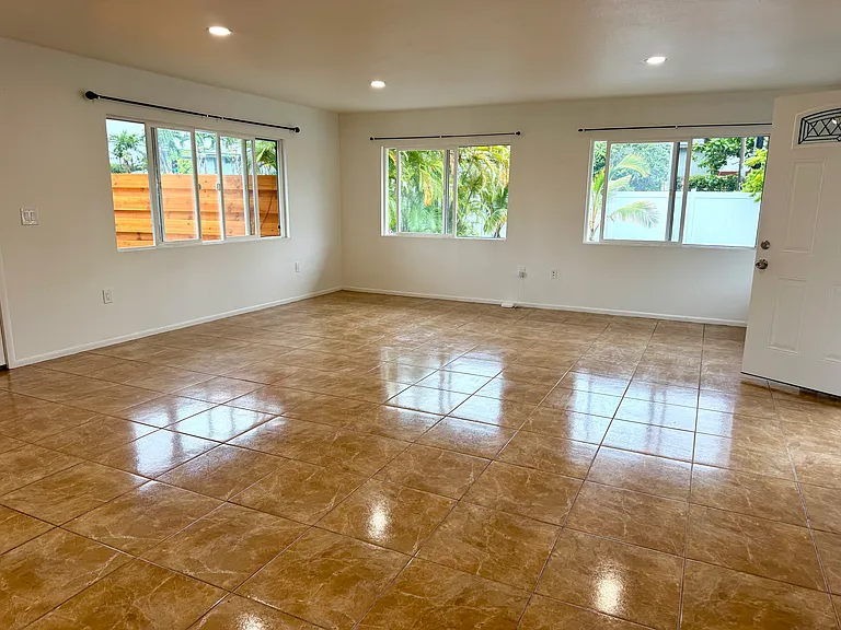 905 Kainui Dr — Photo 8