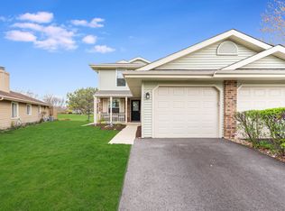 161 Pier Ct, Naperville, IL 60565