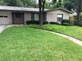 551 Cherry Ridge Dr, San Antonio, TX 78213