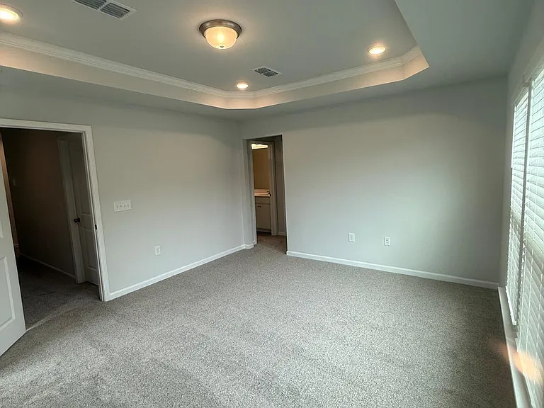 260 Ravenscraig Park Pl — Photo 11