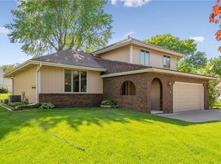 1148 Pinehurst Cir, Norwalk, IA 50211