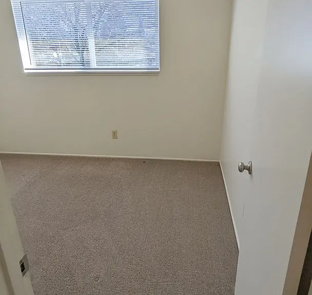 7815 NE 117th Ave — Photo 81