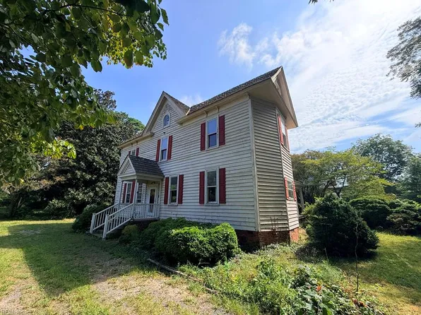 5337 Willow Oak Rd, Cape Charles, VA 23310