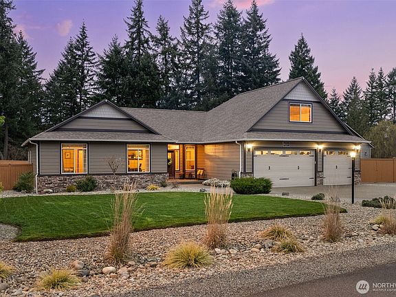 3rd image of 9220 Fox Ridge Lane SE