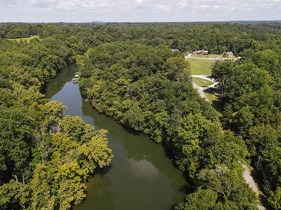 3rd image of Admiral Point Dr