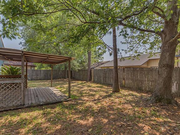 4th image of 8474 Sugartree Dr