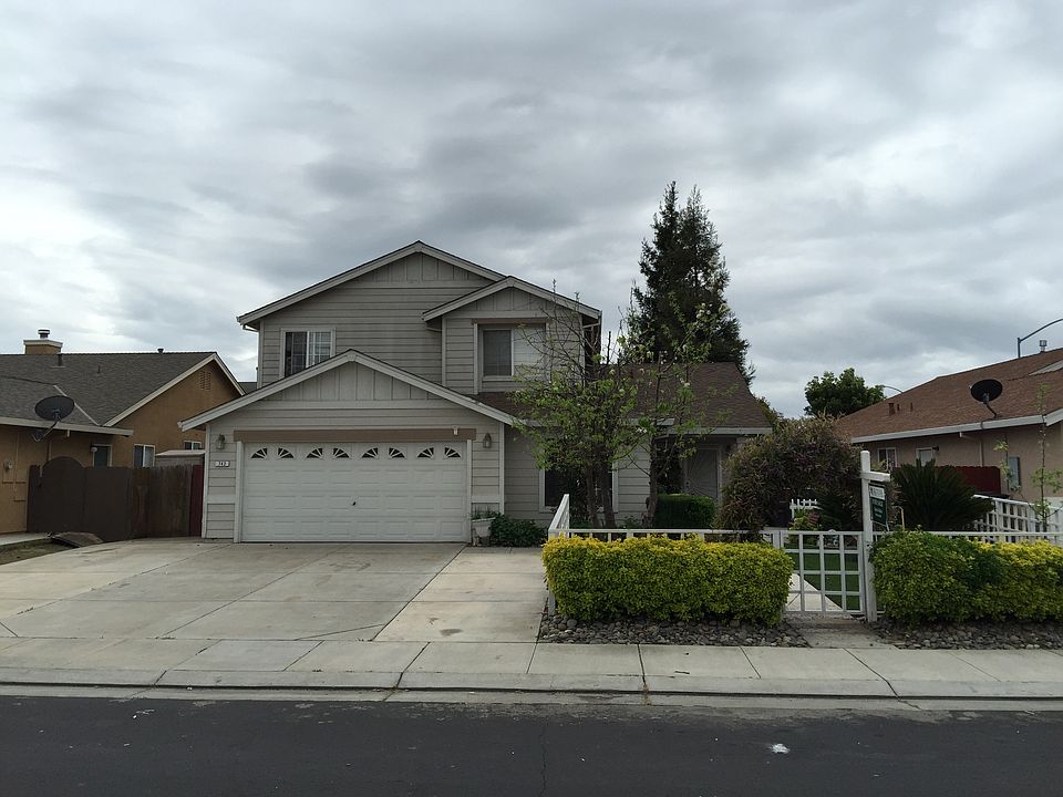 2nd image of 742 Limestone Ave