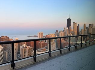 1560 N Sandburg Ter APT 3709, Chicago, IL 60610