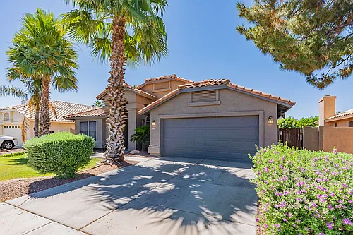 12471 W Holly St Photo 1
