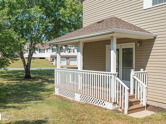 4th image of 7484 Katherine Dr