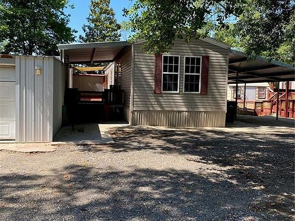 5th image of 2137 Cedar Ln