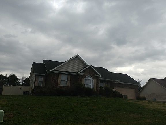 2nd image of 972 Mossy Grove Ln