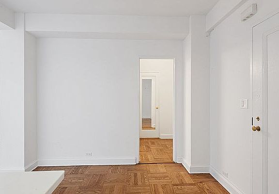 3rd image of 295 Central Park W APT 12A