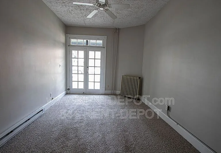 800 SE 2nd St #C — Photo 2