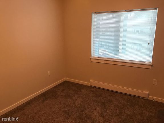 5th image of 776 Professional Dr APT 2C