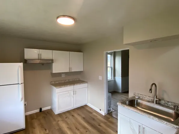330 Pike St, Meadowlands, PA 15347