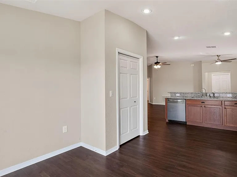 780 Overlook Grove Dr — Photo 20
