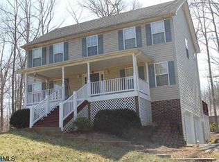 14 Sherwood Dr, Palmyra, VA 22963