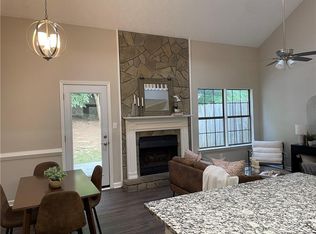 1068 Travelers Trl NW, Kennesaw, GA 30144