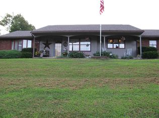 3879 Mayfair Lane, Cambridge, OH 43725