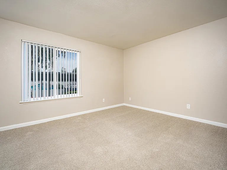 Sandpiper #145 bed1