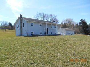 34 Lakeside Ln, Lawrenceville, PA 16929