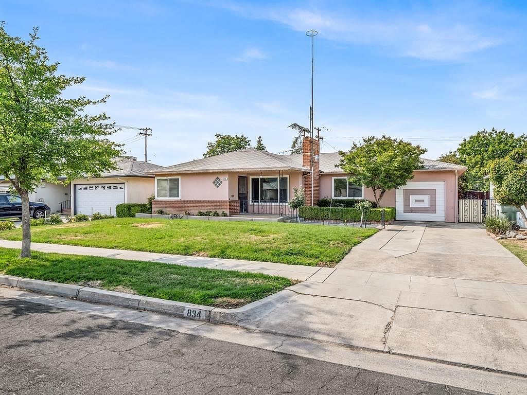 834 W Cortland Ave, Fresno, CA 93705 | Zillow