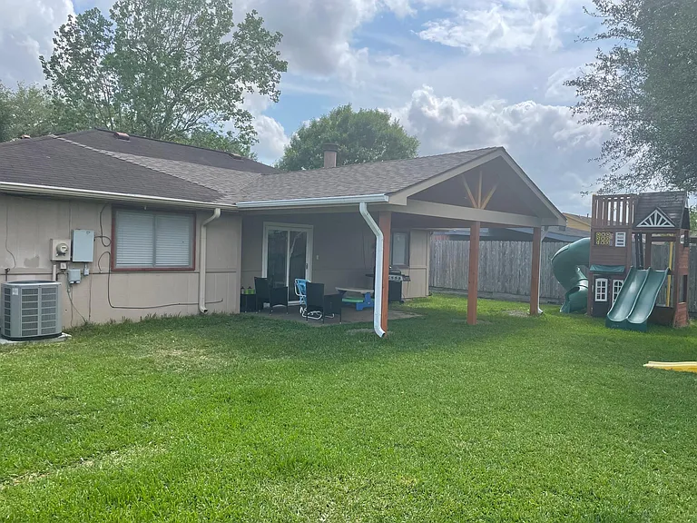 2927 Helmsley Dr — Photo 33