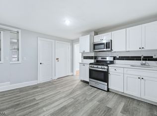 328 John St, Elizabeth City, NJ 07202